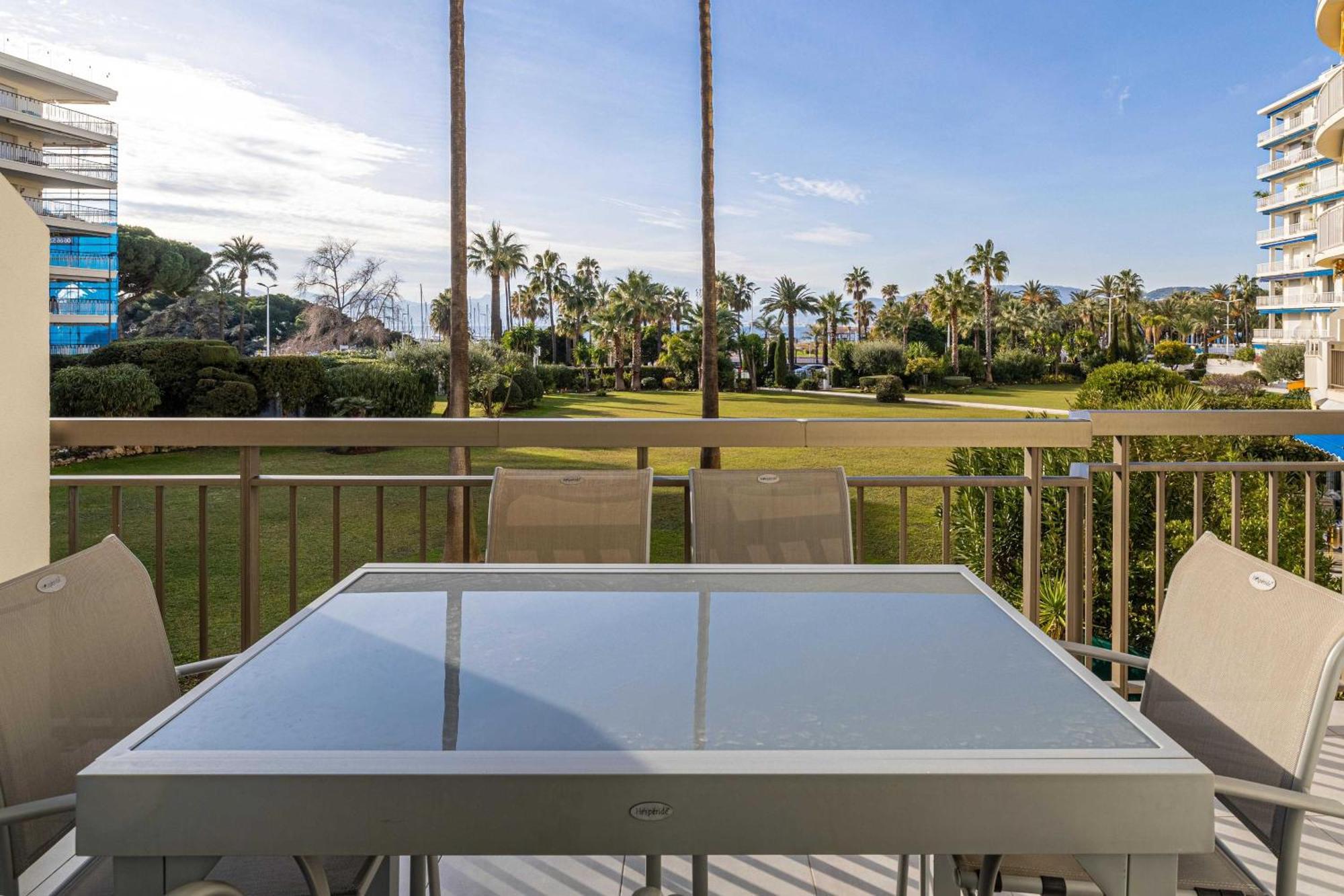 Splendid Apartment, Sea View, Parking - Croisette * Cannes