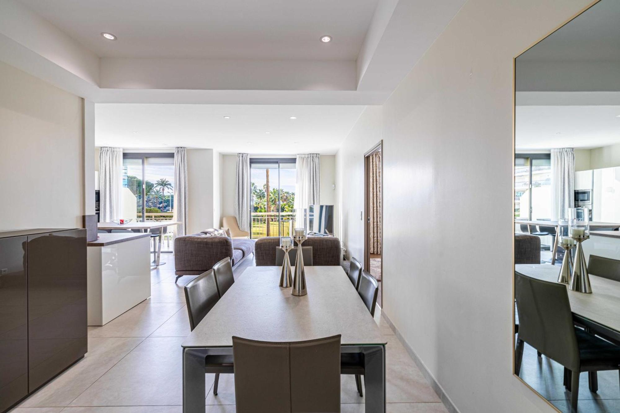 Splendid Apartment, Sea View, Parking - Croisette Apartamento